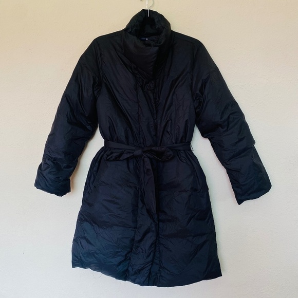 GAP Black Puffer Jacket - Picture 4 of 15